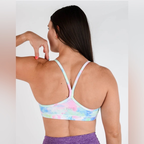 🎯NWT Fleo Cami Sports Bra Cloud Wish Size Large - Picture 2 of 9